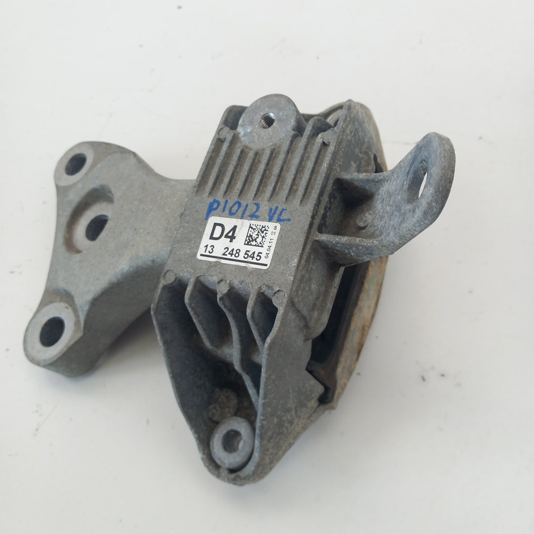 Тампон двигател ляв Opel Astra J 2,0 CDTI A20DTH