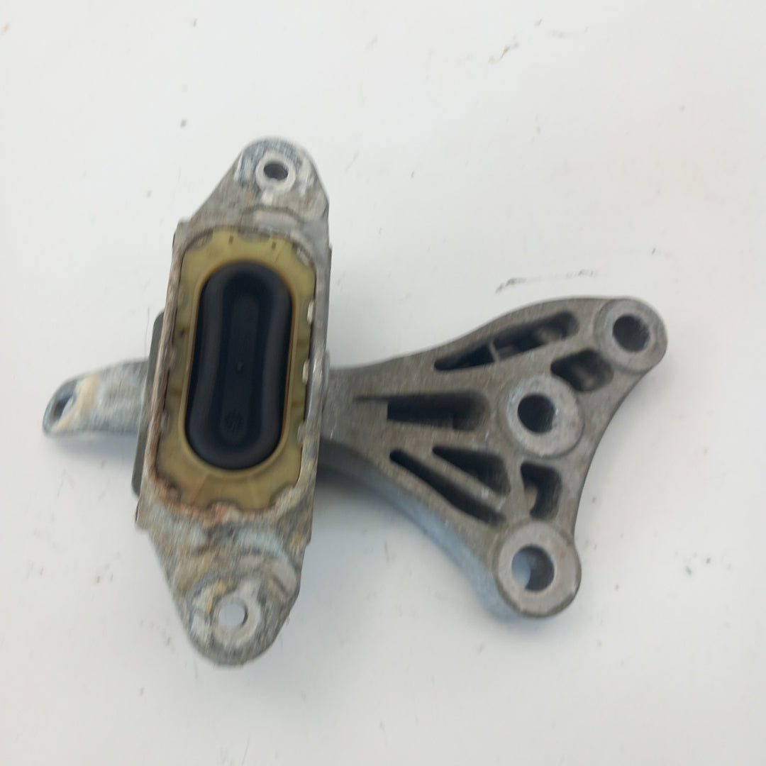 Тампон двигател ляв Opel Astra J 2,0 CDTI A20DTH