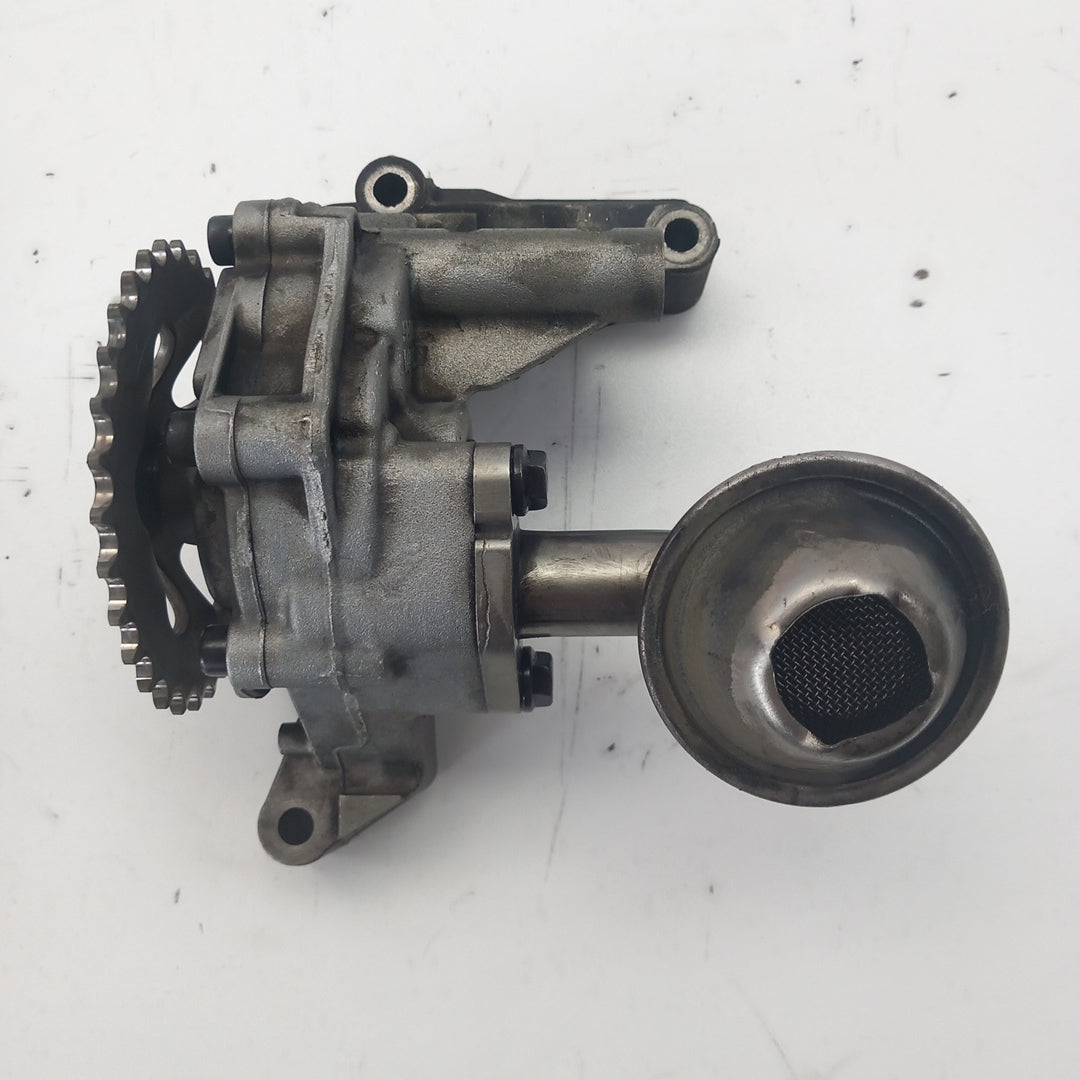 Маслена помпа картер VW Passat 3BG 1,9 TDI 74kW 101PS