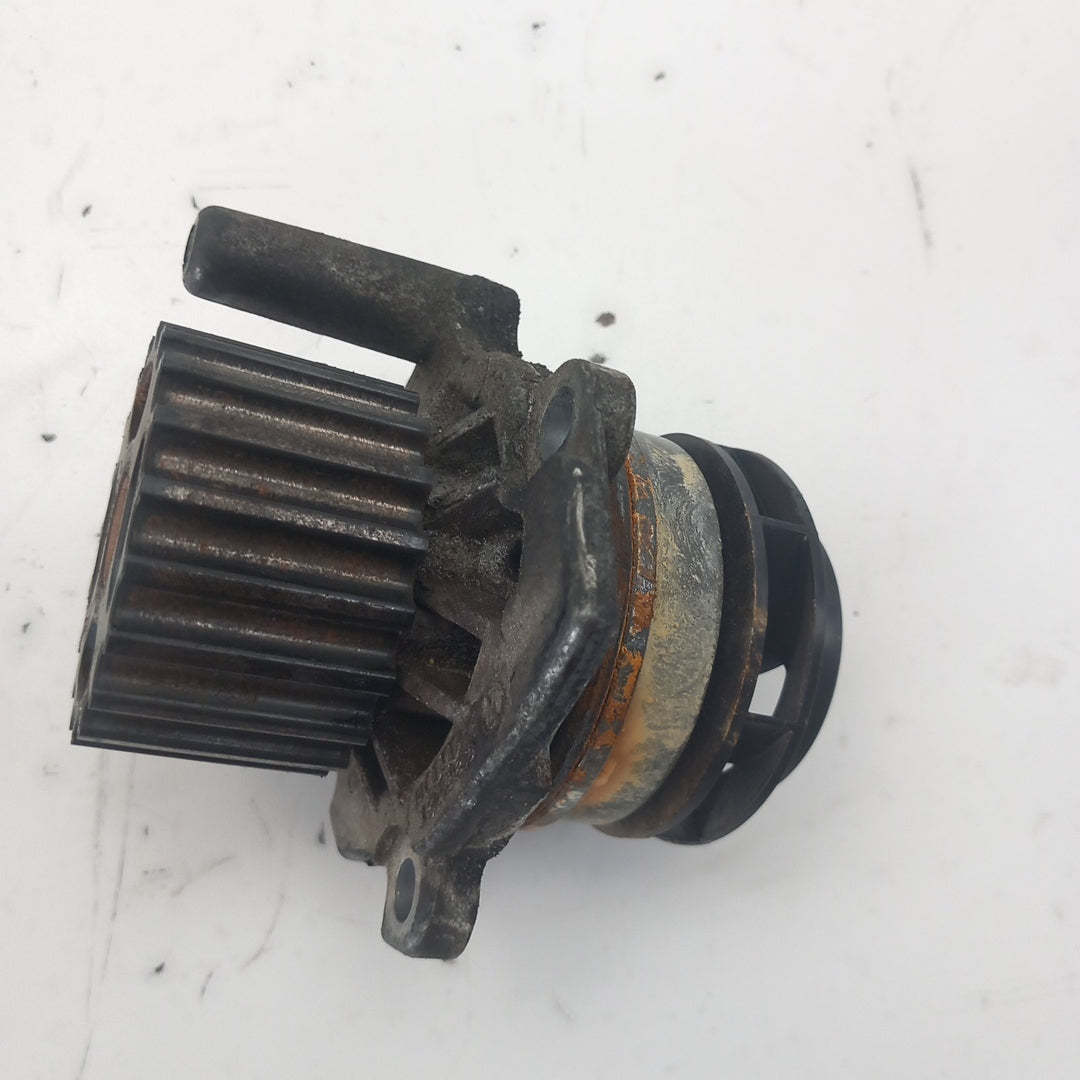 Водна помпа VW Passat 3BG 1,9 TDI 74kW 101PS