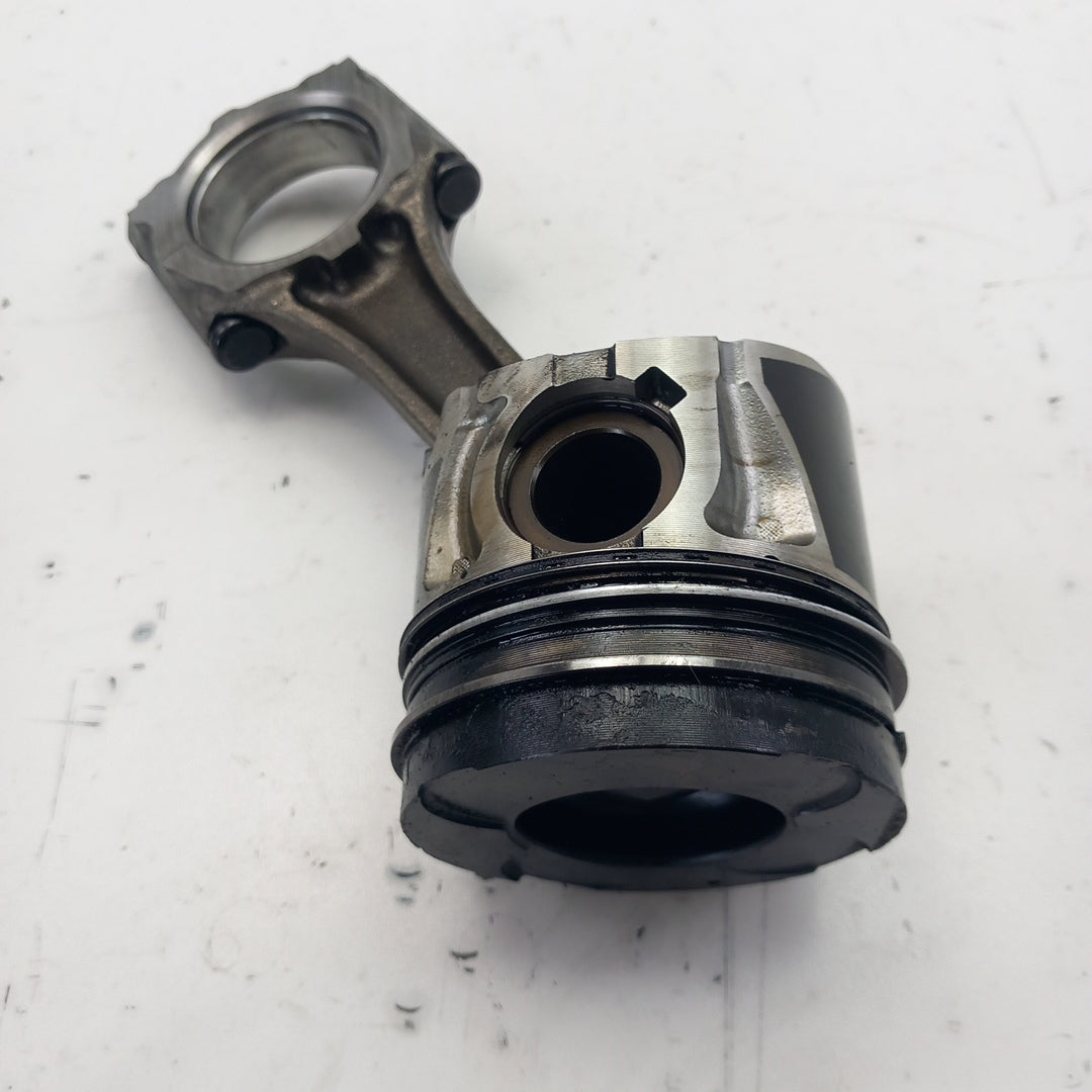 Бутало с биела A17DTJ A17DTL A17DTR Opel Astra J Corsa D Meriva Zafira B 1,7 CDTI