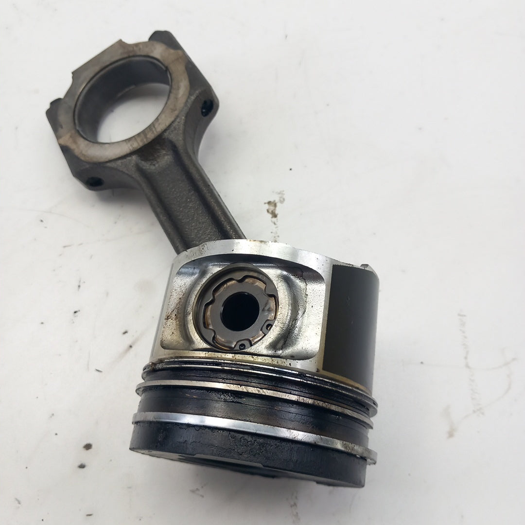 Бутало с биела Alfa Romeo 145 146 156 1,9 JTD 77KW 105 к,с,