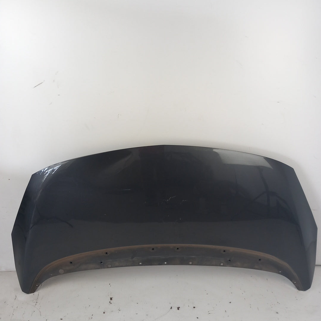 Преден капак Z177 Karbongrau със забележки Opel Meriva B