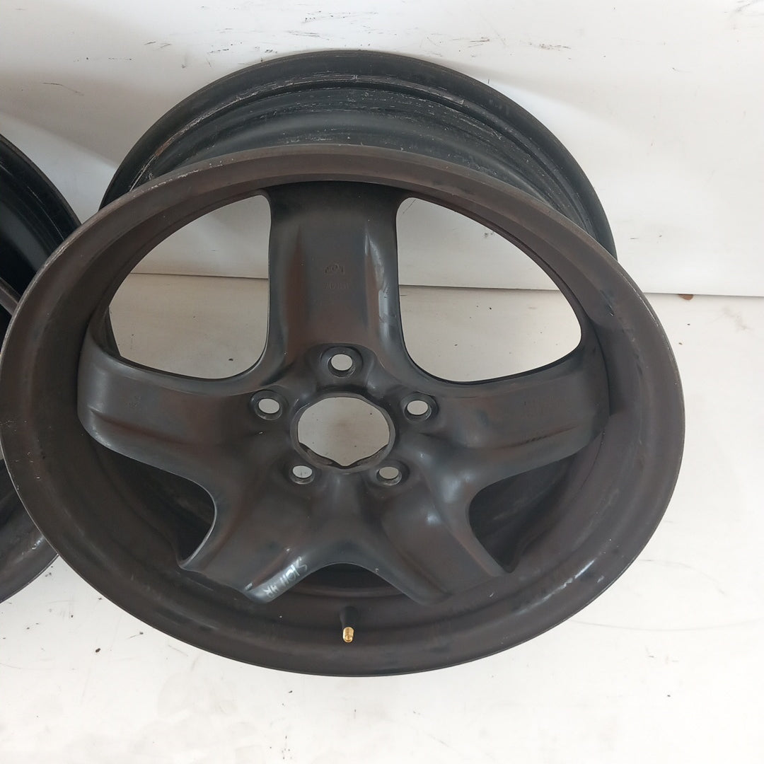 Комплект 16" цола 4 бр. железни джанти 6 1/2J x16H2  5x110 ET39 едната е ударена Opel Meriva B