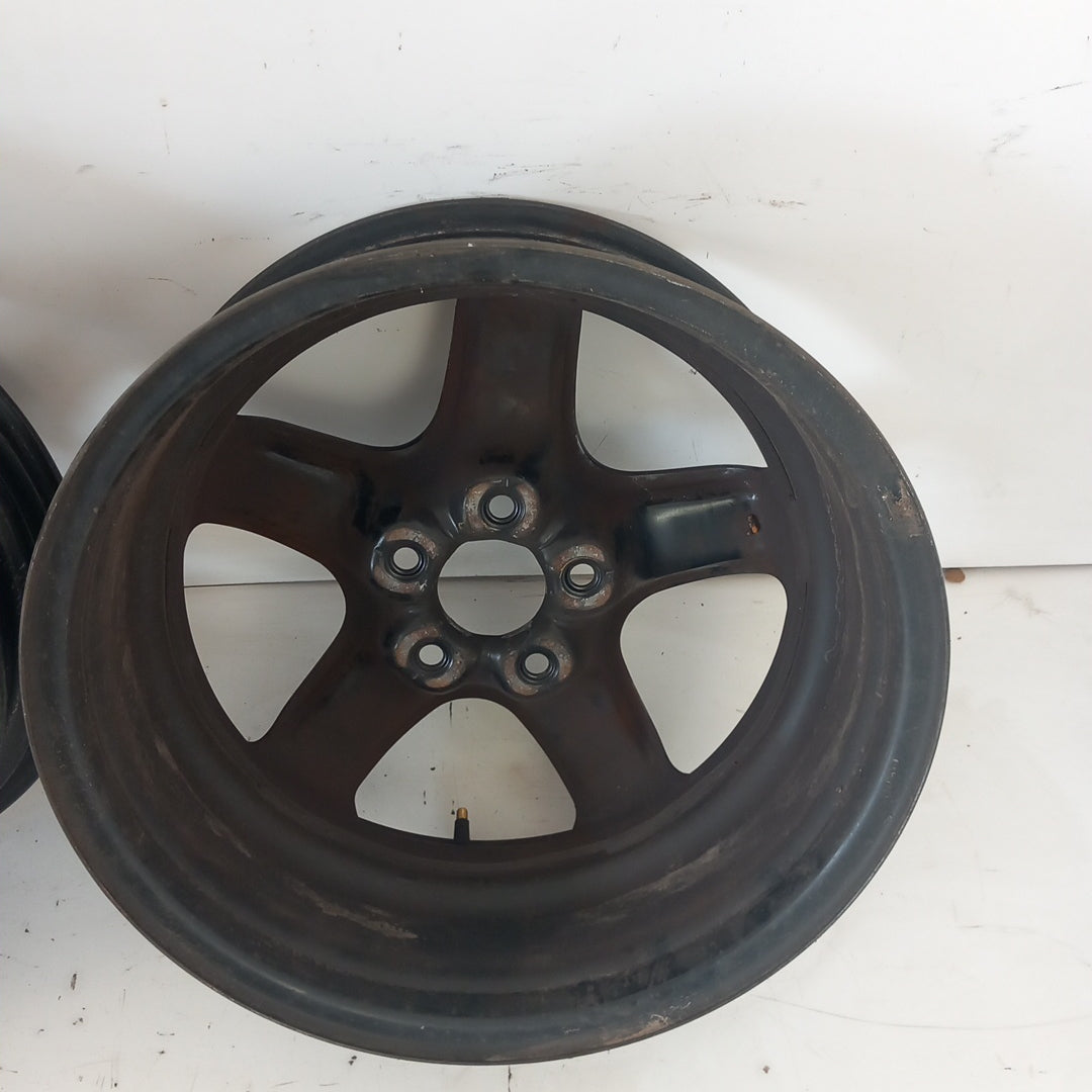 Комплект 16" цола 4 бр. железни джанти 6 1/2J x16H2  5x110 ET39 едната е ударена Opel Meriva B