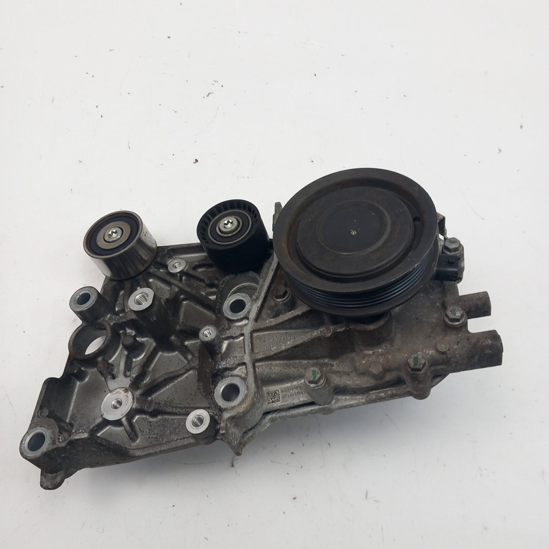 Стойка двигател обтяжна ролка Термостат водна помпа Opel Insignia A 2,0 CDTI 170 PS B20DTH