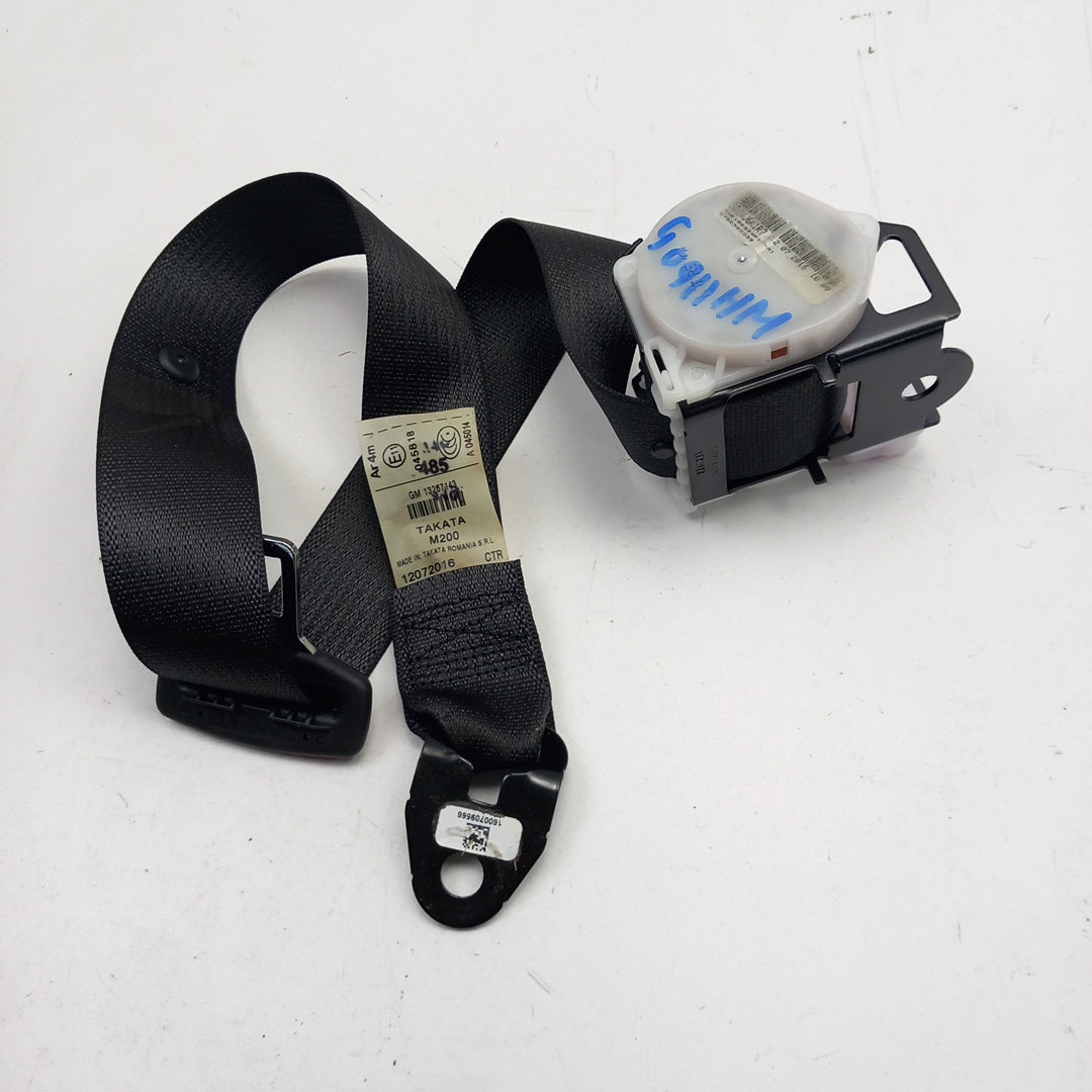 Предпазен колан заден среден Opel Insignia A хечбек