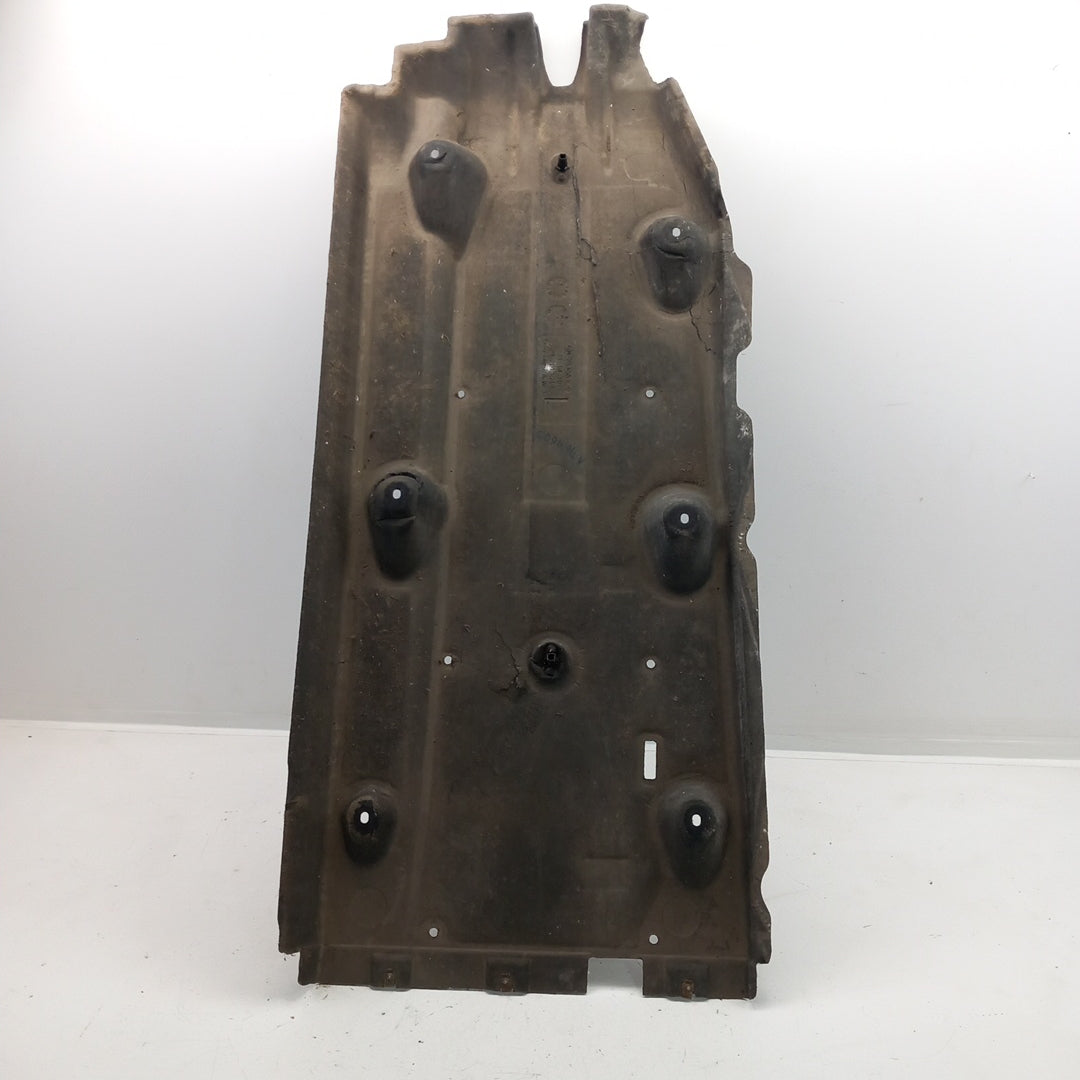 Защитна кора двигател ляв дефект Opel Insignia A 2,0 CDTI 170 PS B20DTH