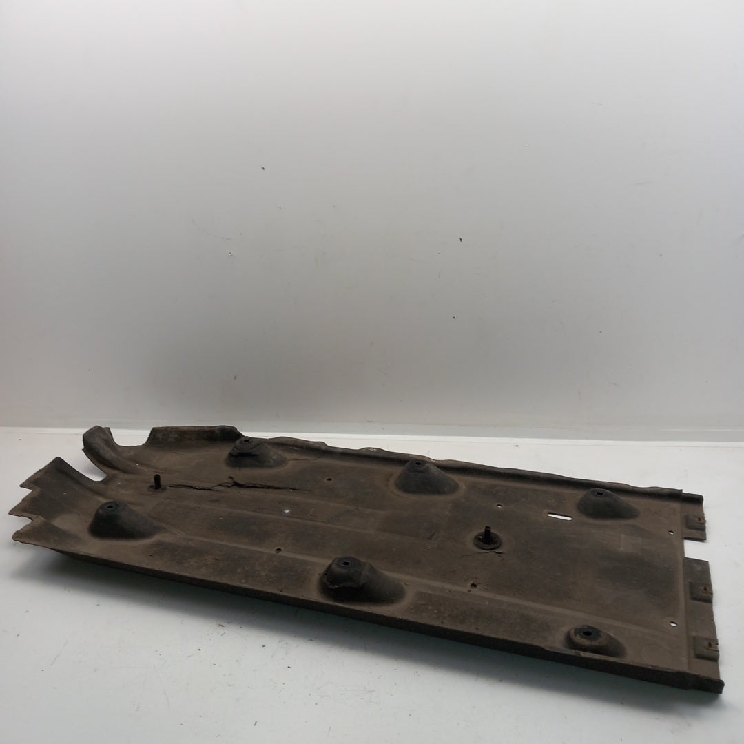 Защитна кора двигател ляв дефект Opel Insignia A 2,0 CDTI 170 PS B20DTH