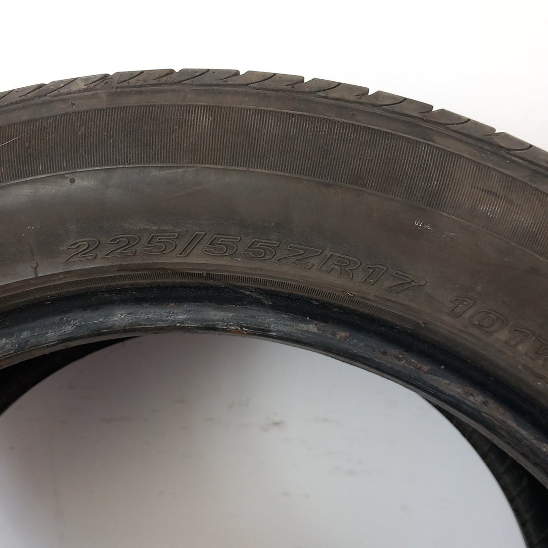 225/55ZR17 101W Extra Load