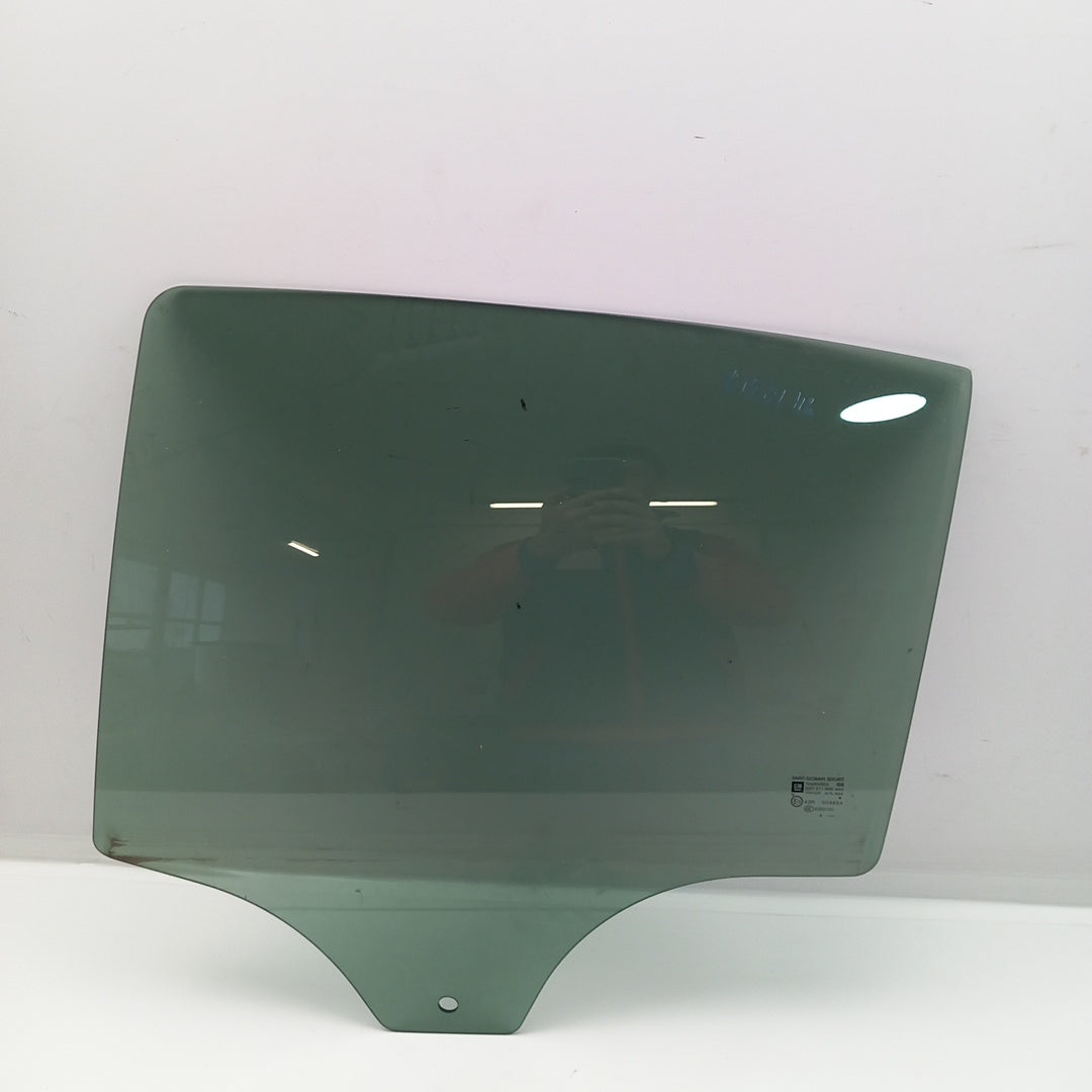 Стъкло врата задна лява тъмно ТРАНСП. 40% МАКС Opel Corsa E 5 врати