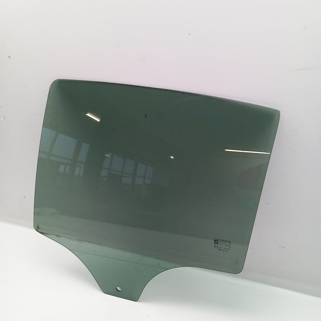 Стъкло врата задна лява тъмно ТРАНСП. 40% МАКС Opel Corsa E 5 врати