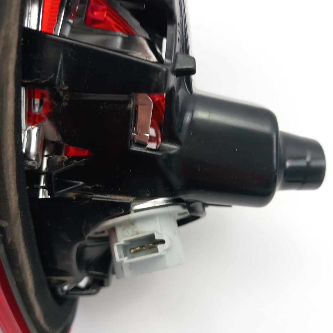 Стоп заден ляв вътрешен Opel Corsa E 5 врати