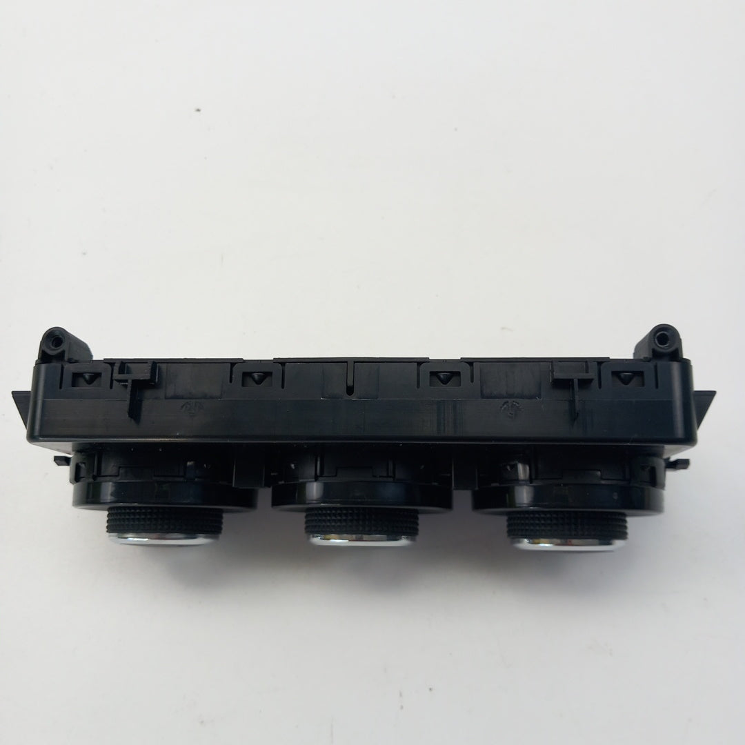 Управление климатик Opel Corsa E