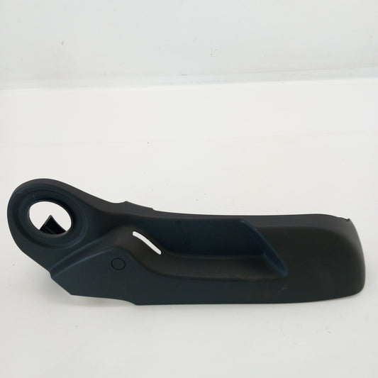 Пластмаса седалка предна дясна външна Opel Corsa E