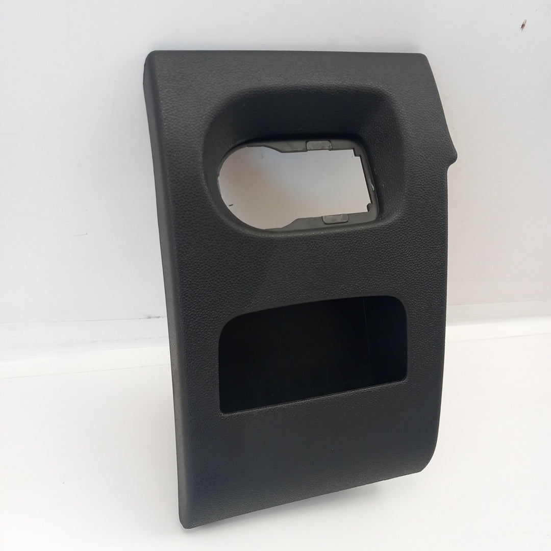 Кутия арматурно табло Opel Corsa D