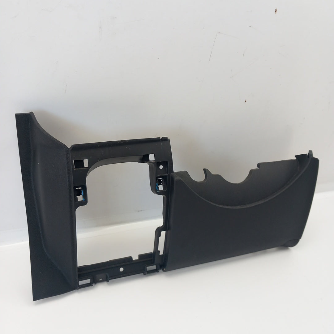 Пластмаса арматурно табло лява Opel Corsa D