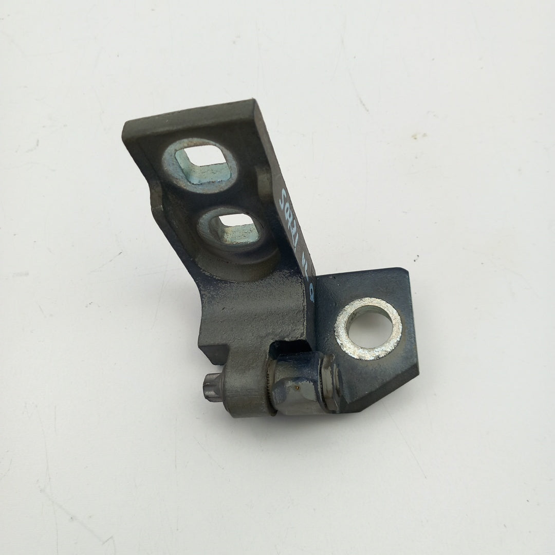 Панта врата предна лява горна 168 4XU GBI Метро Opel Corsa D