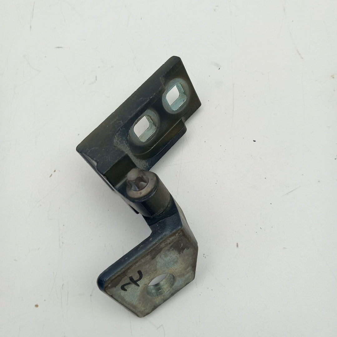 Панта врата предна лява горна 168 4XU GBI Метро Opel Corsa D