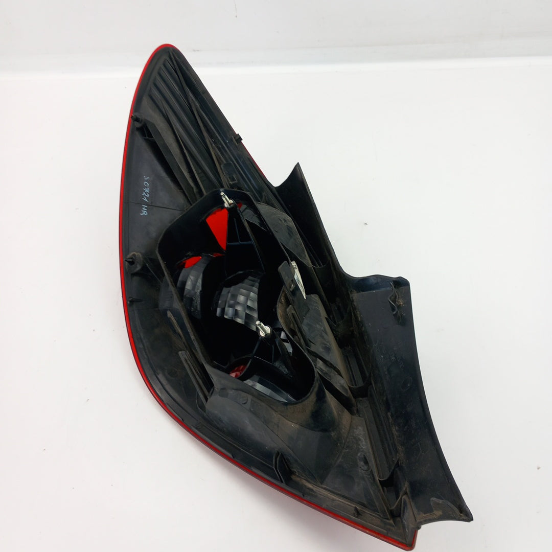 Стоп заден десен LHD червен Opel Corsa D 5-Türer