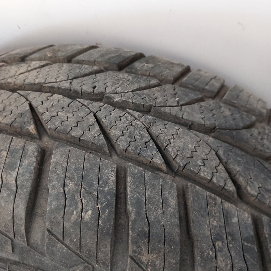 Комплект 16 " цола 4 бр. всесезонни гуми 195/55R16 87 V M+S 4Season Tyfoon