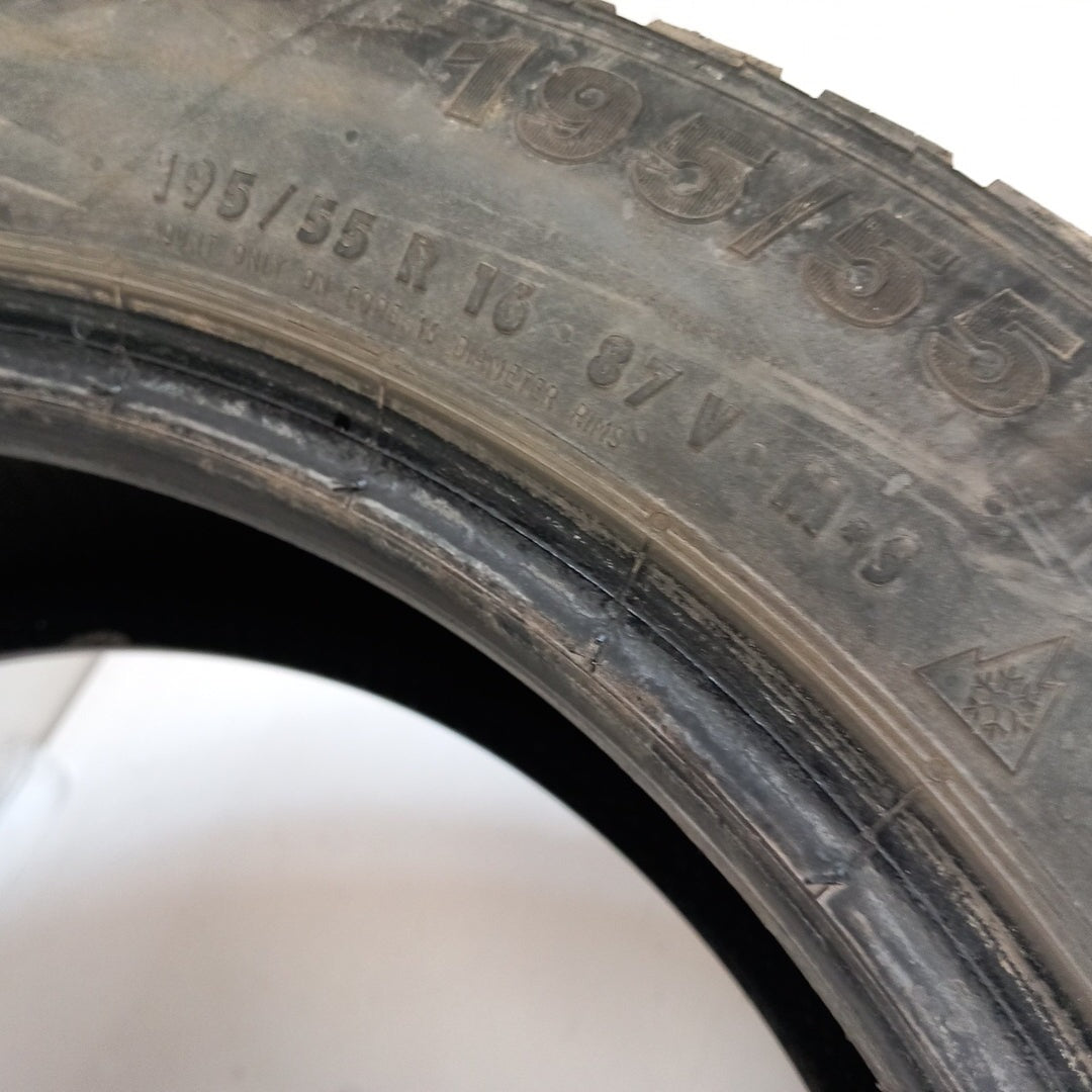 Комплект 16 " цола 4 бр. всесезонни гуми 195/55R16 87 V M+S 4Season Tyfoon