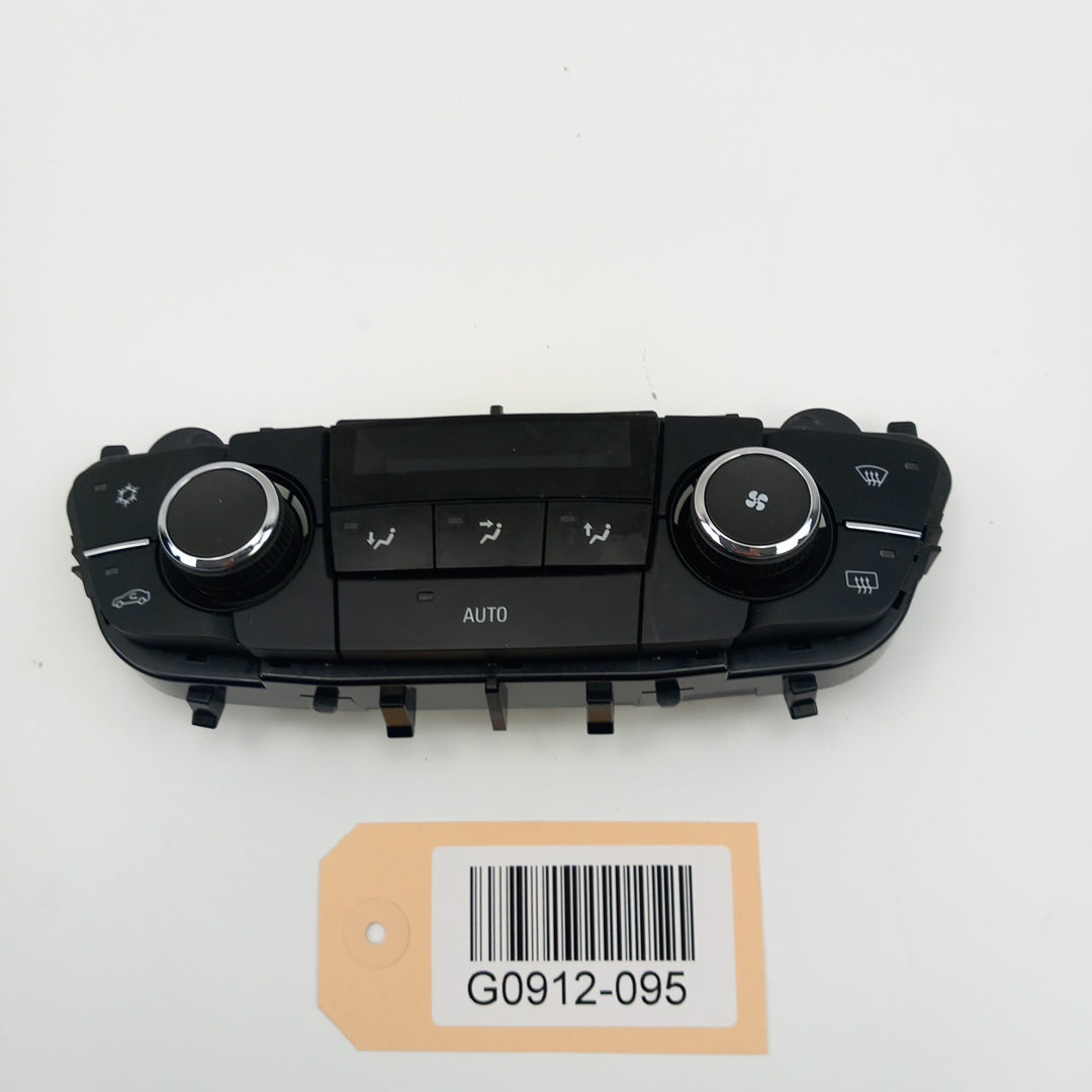 Управление климатик AC Opel Insignia A