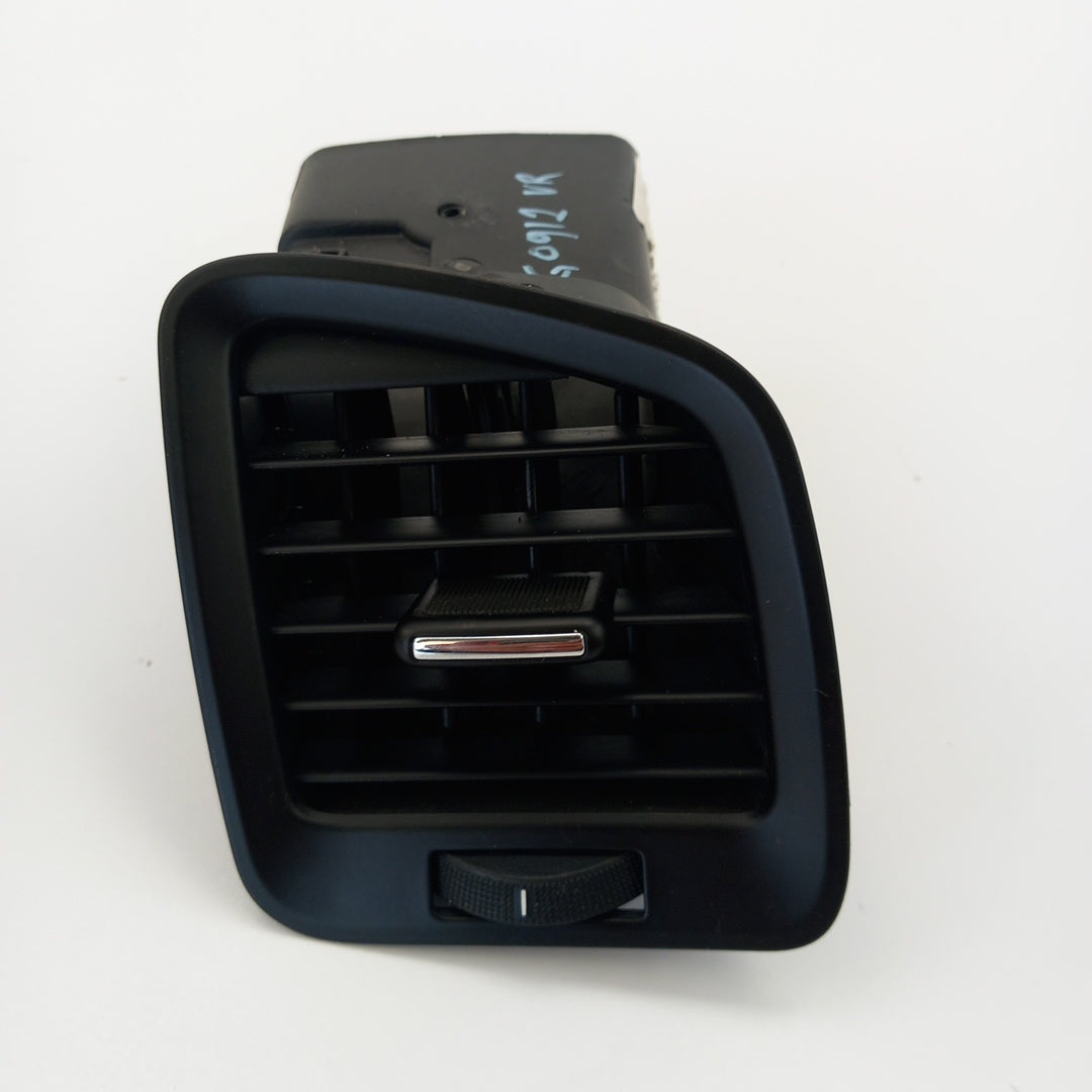 Въздуховод табло десен Opel Insignia A