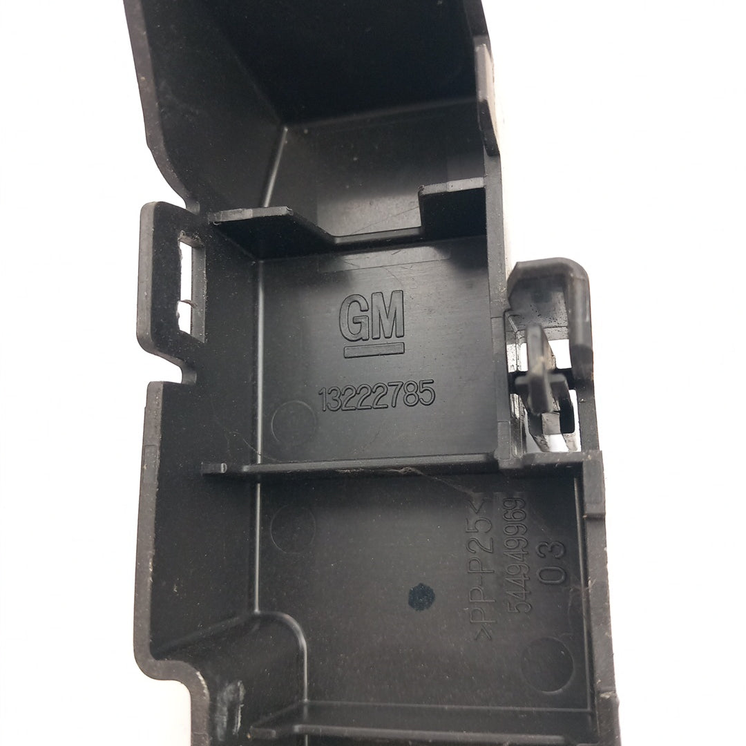 Капак бушониера двигател малък Opel Insignia A хечбек 2,0 CDTI A20DTH