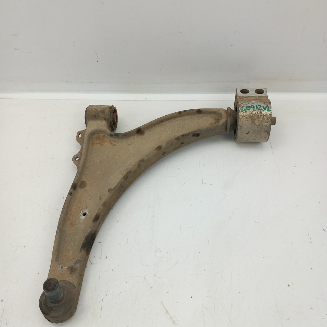 Носач преден ляв Opel Insignia A