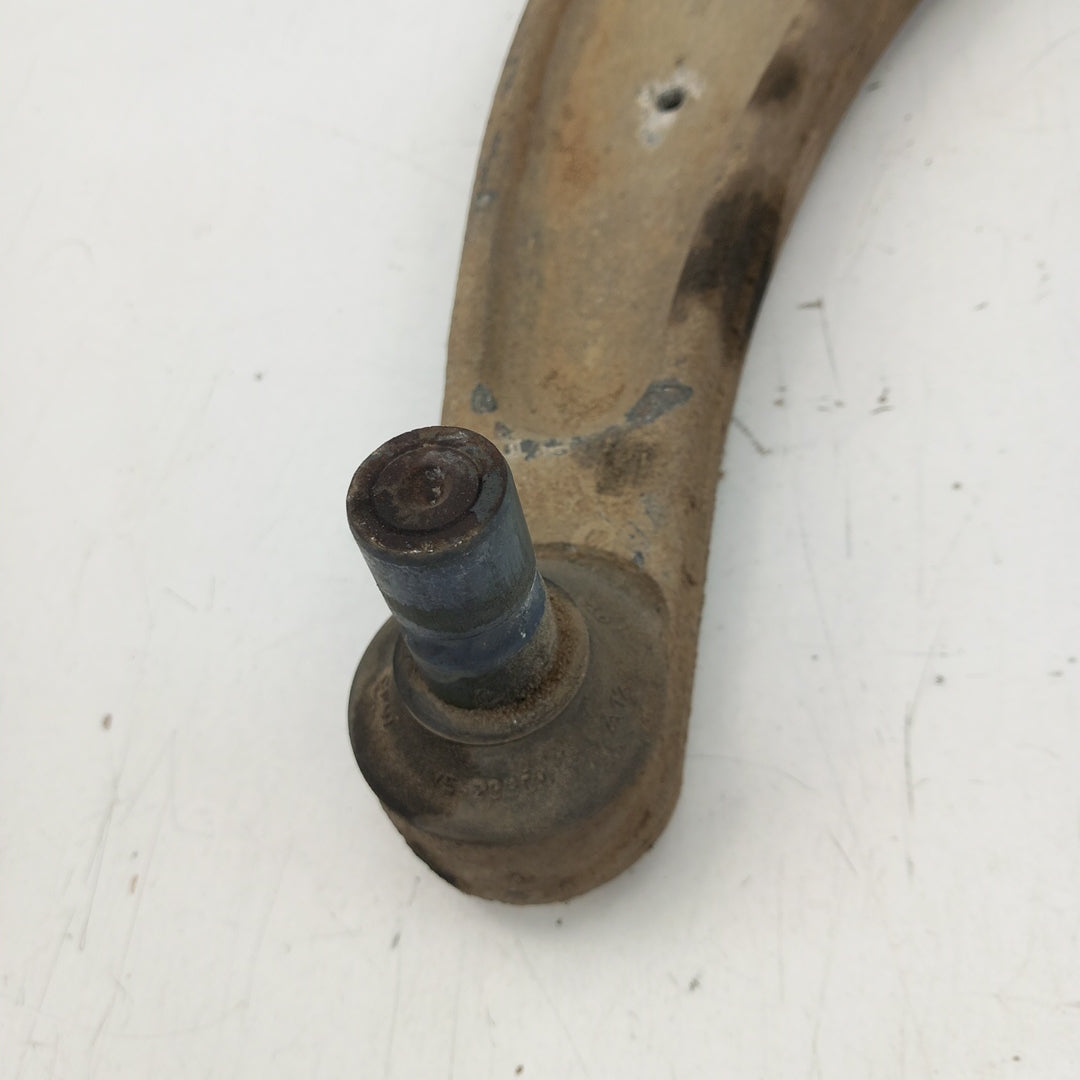 Носач преден ляв Opel Insignia A