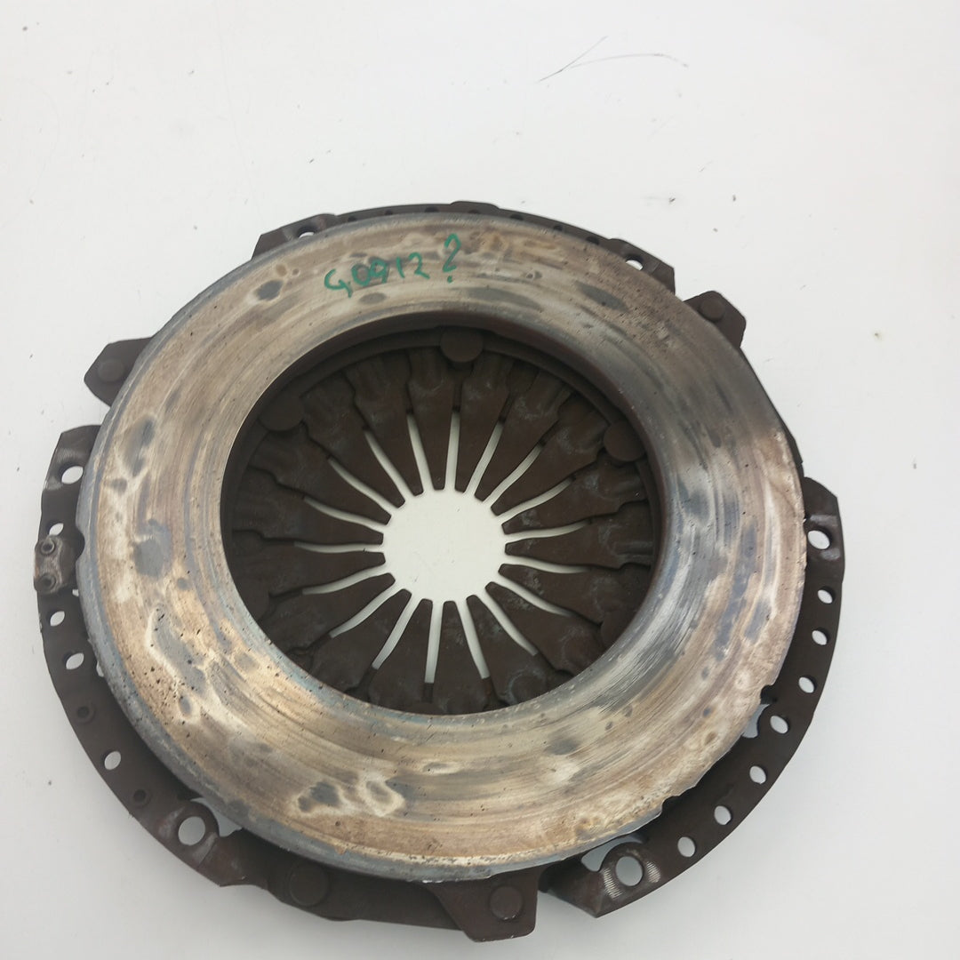 Притискателен диск съединител леко наранен остърган Opel Insignia A хечбек 2,0 CDTI A20DTH