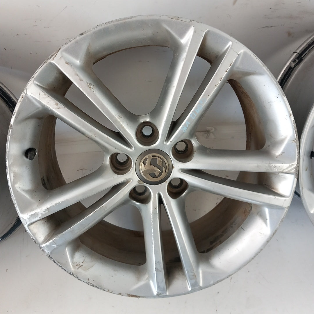 Комплект 18" цола алуминиеви джанти 18x8JH2 IS42 5x120 Opel Insignia