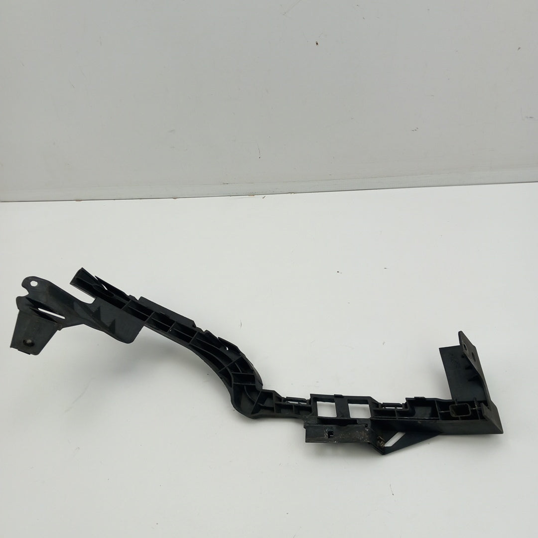 Водач предна броня ляв Opel Zafira C Tourer