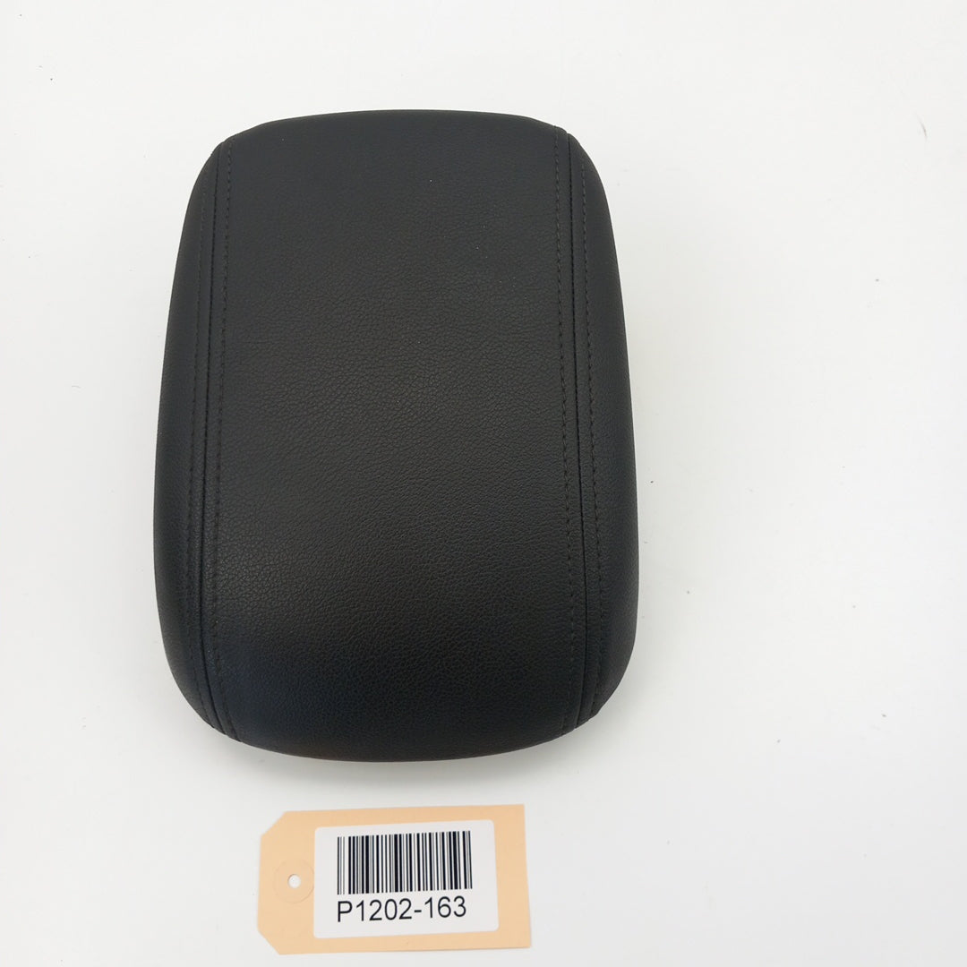 Подлакътник преден средна колона черен Opel Zafira C Tourer