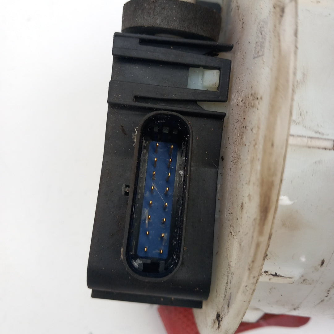 Горивна помпа резервоар AdBlue Opel Zafira C Tourer 2,0 CDTI 170 PS B20DTH