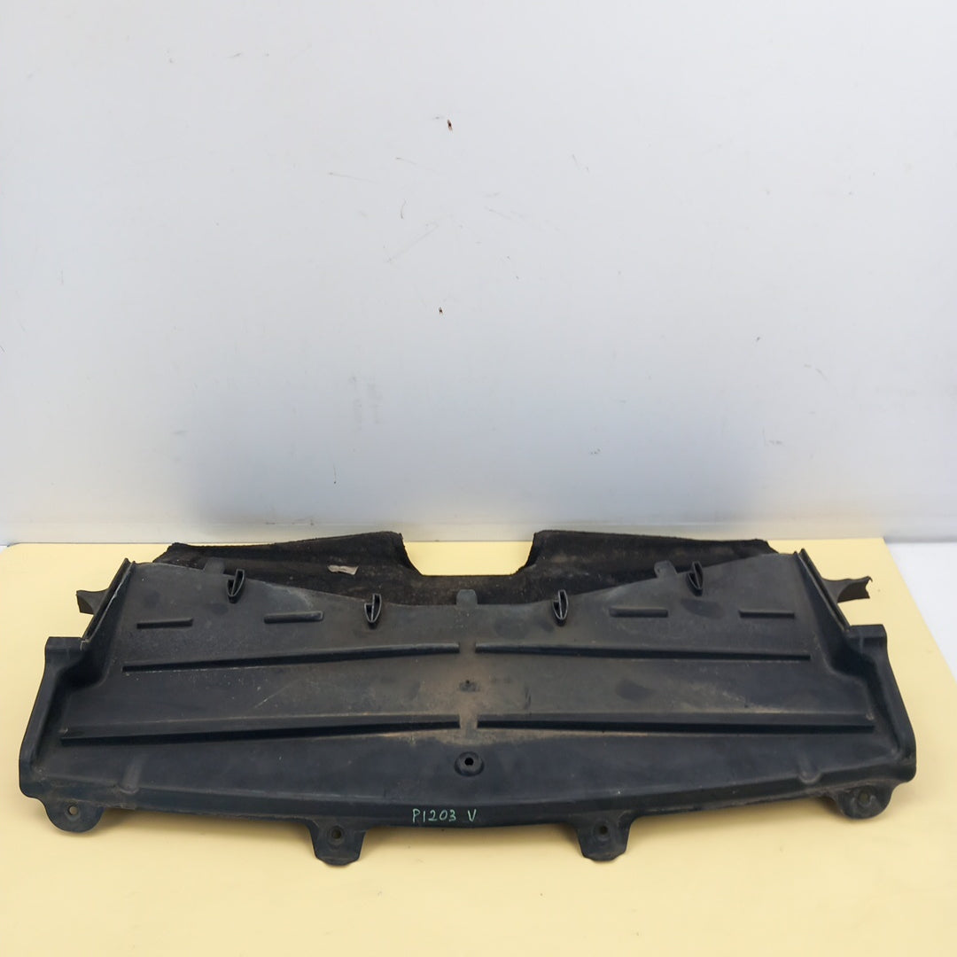 Капак кутия клапан въздух парно счупени държачи двата края Opel Zafira C Tourer