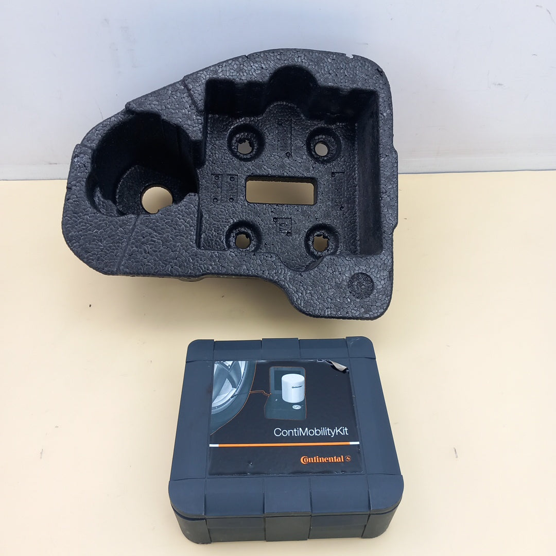 Кутия компресор помпени гуми Opel Zafira C Tourer