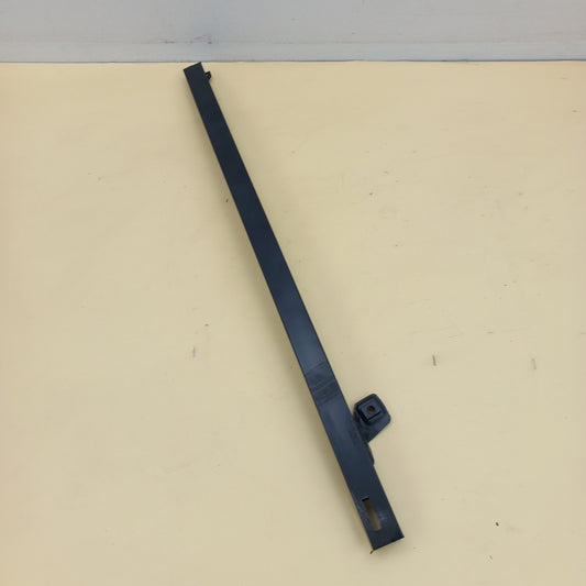 Разделителна лайсна задна лява врата Opel Zafira C Tourer