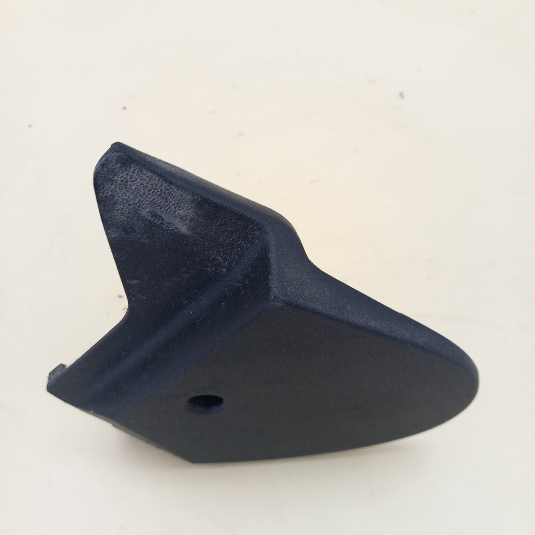 Пластмаса седалка предна дясна вътрешна Opel Zafira C Tourer