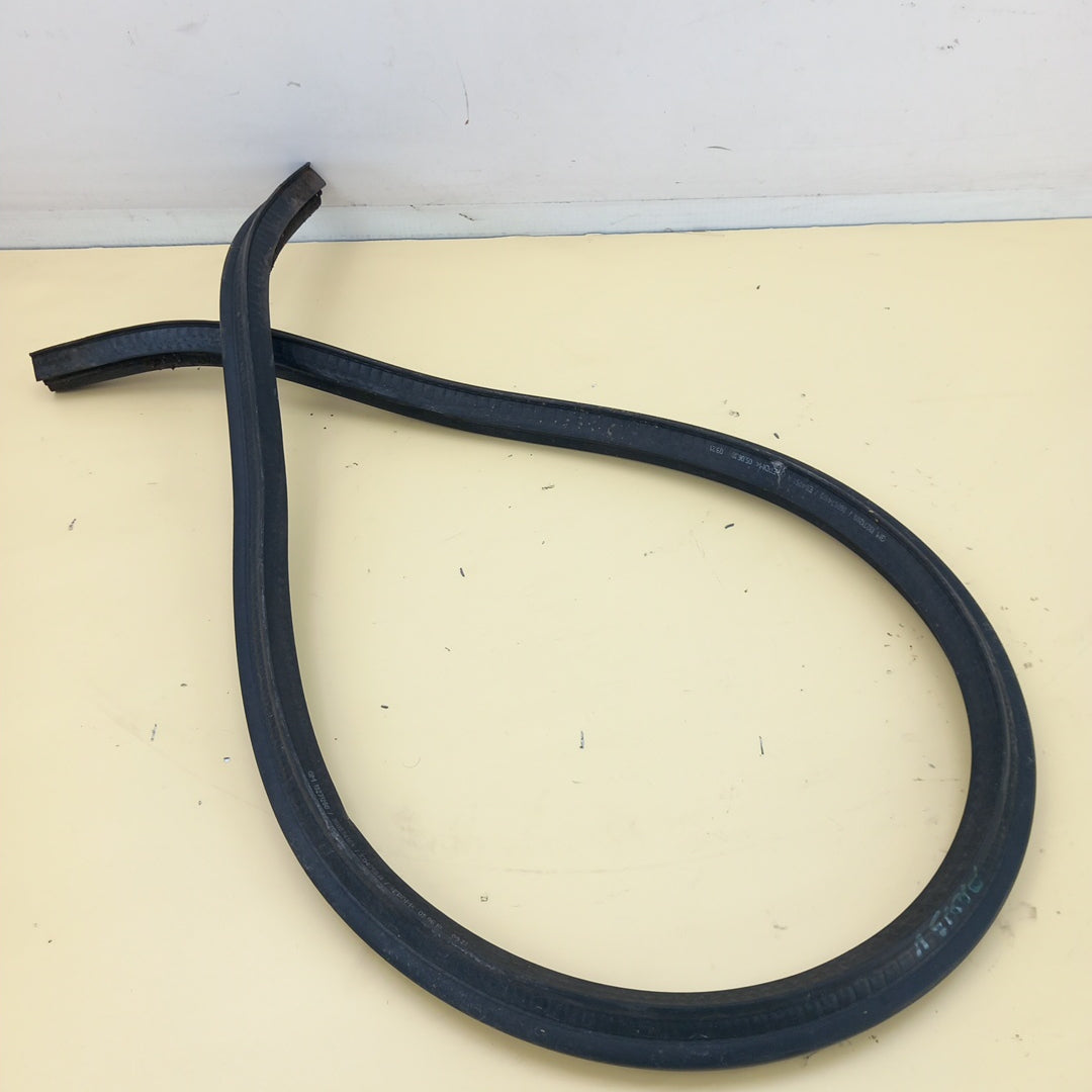 Уплътнение капак двигател отзад Opel Astra J