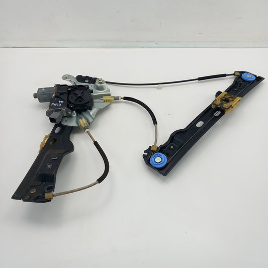 Стъклоповдигач електрически предна дясна врата Opel Astra J 5 врати