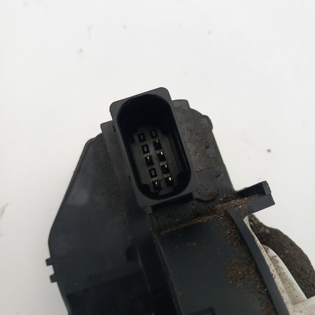 Брава централно заключване задна дясна врата Opel Astra J 5 врати