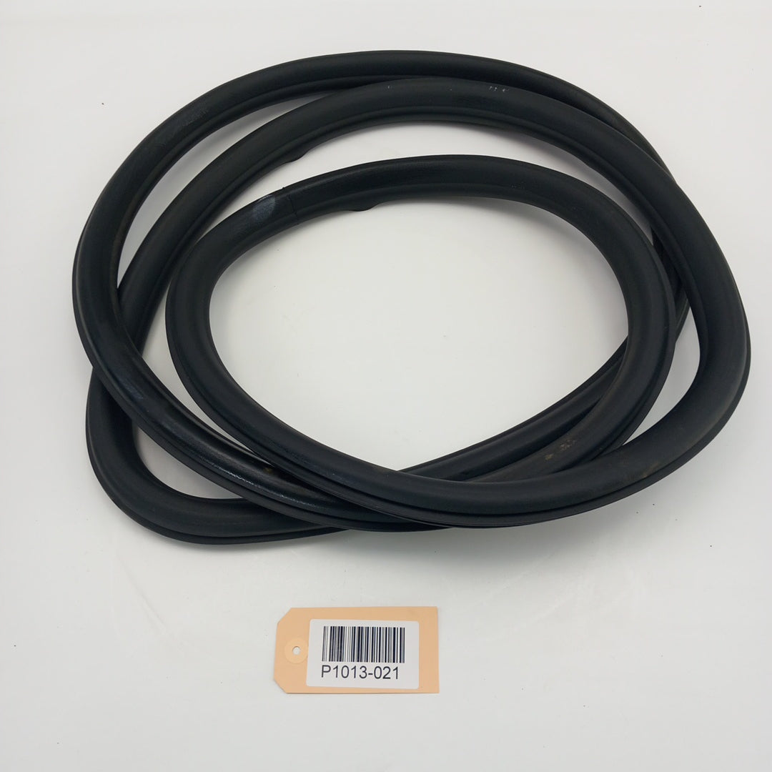 Уплътнение каросерия предна дясна врата Opel Astra J 5 врати