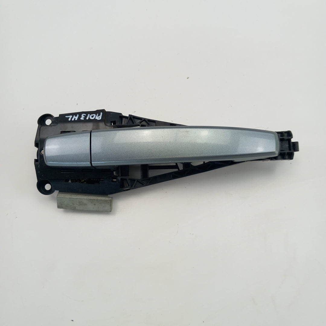 Външна дръжка на врата задна лява Silbersee Z179 / GEV Opel Astra J