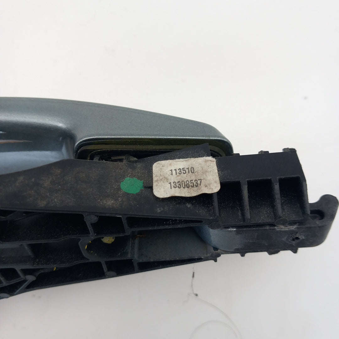 Външна дръжка на врата задна лява Silbersee Z179 / GEV Opel Astra J