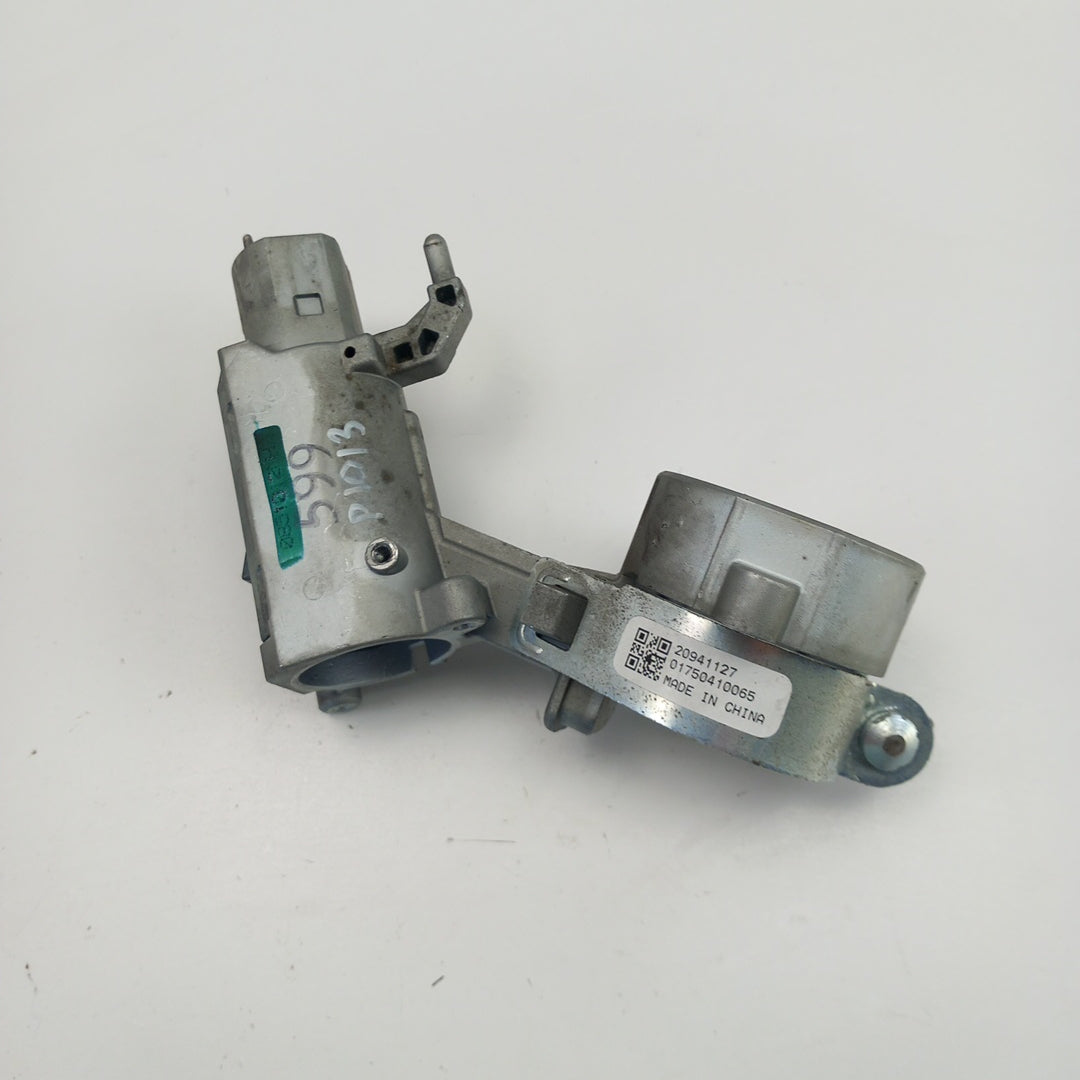 Контактен ключ копрус патрон Opel Astra J