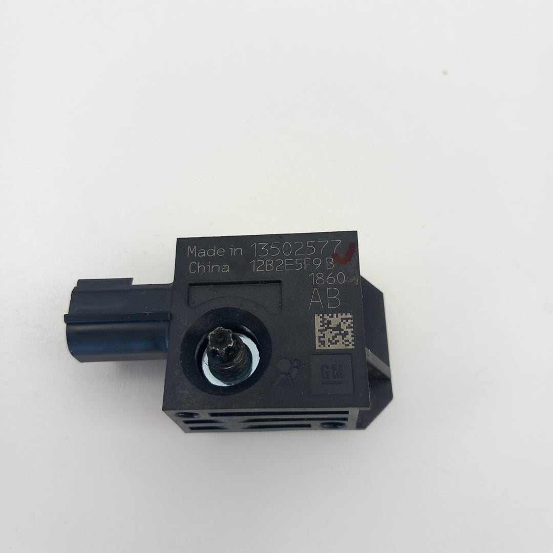 Сензор еърбег Airbag преден Opel Astra J 5 врати