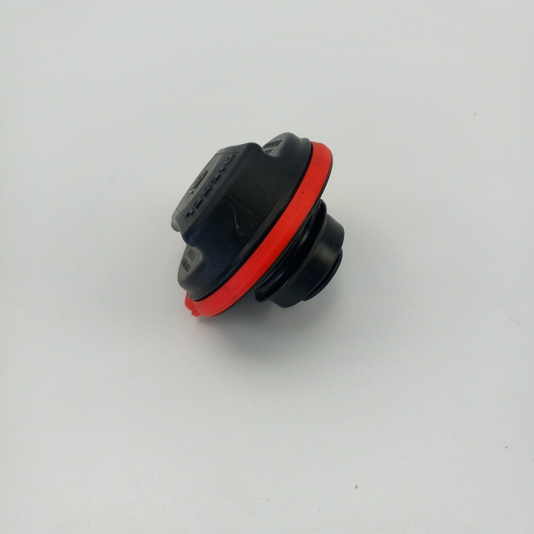 Капачка гърловина резервоар гориво Opel Astra J 1,3 CDTI A13DTE