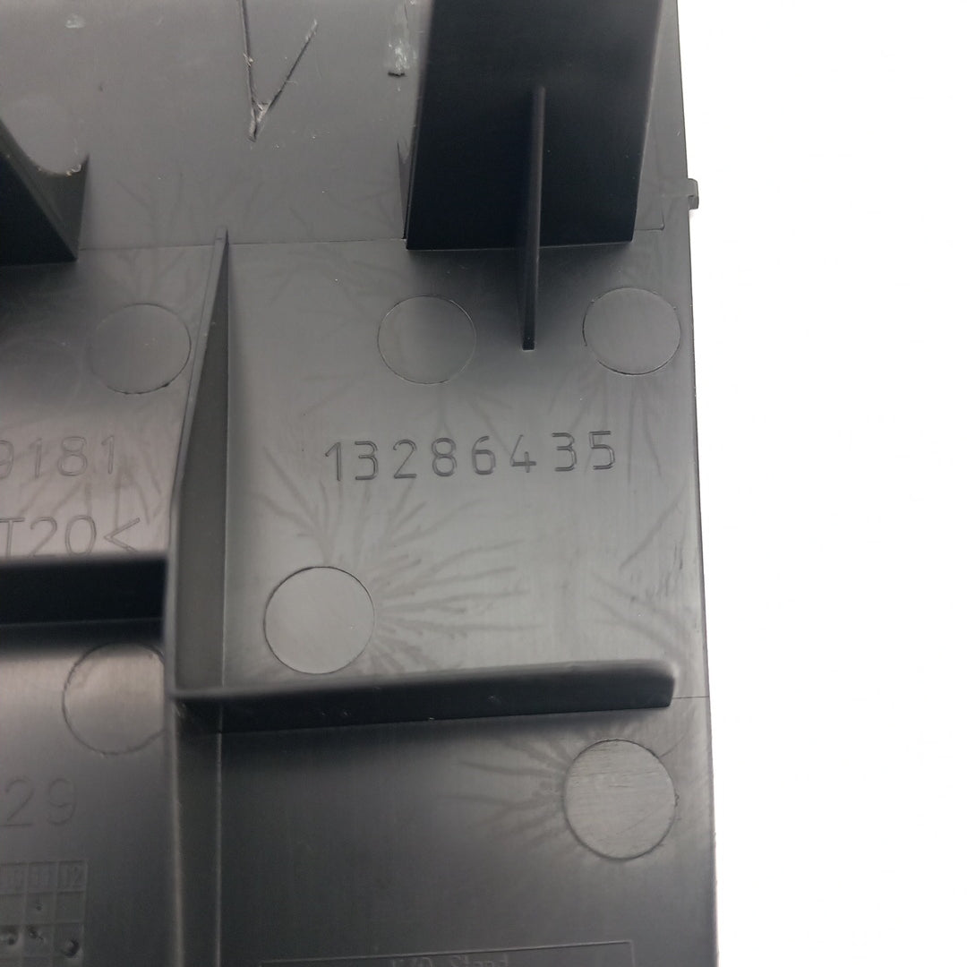 Пластмаса средна конзола Opel Astra J